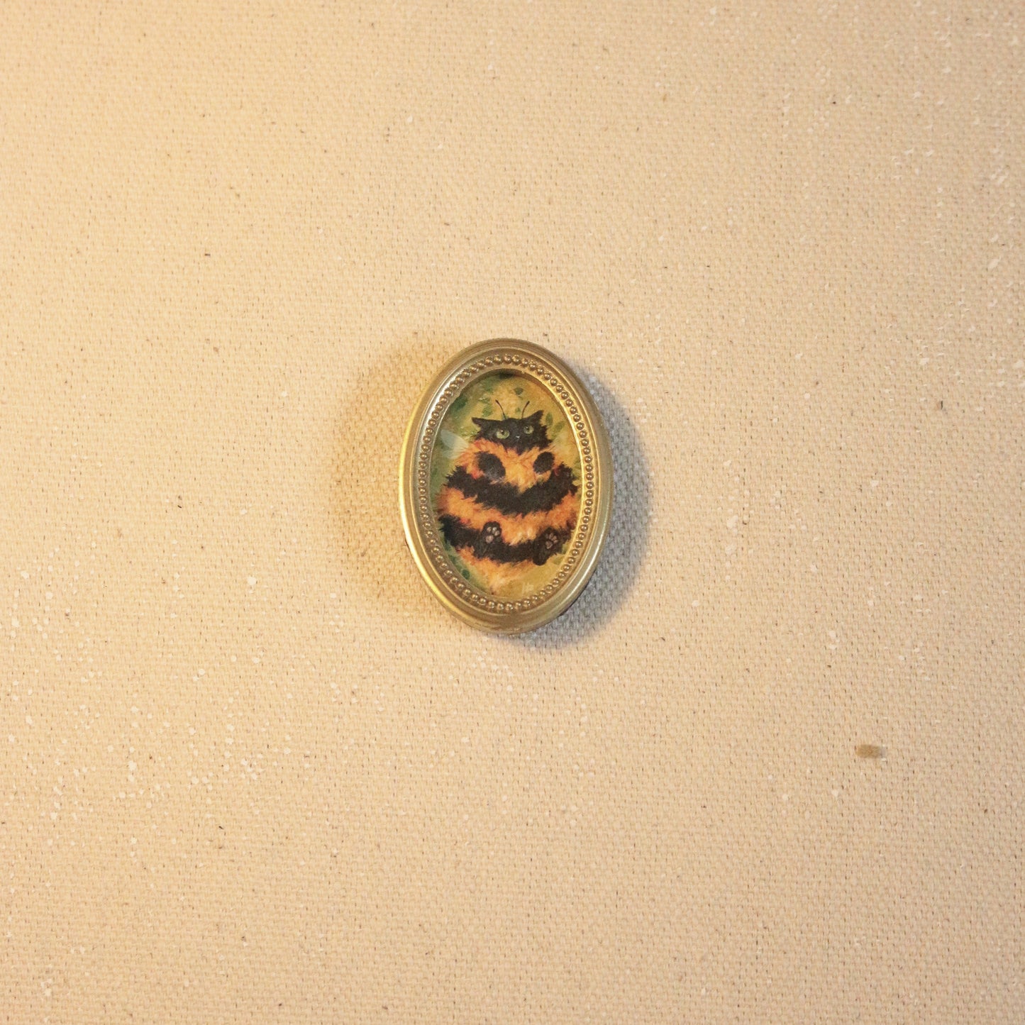 tiny print magnet 2.5 x 3.5 cm (1 x 1.5in) - hydrangea bumble cat