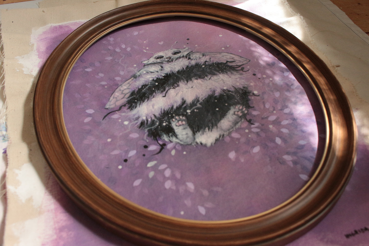 Hand painted - Bumble Cat 40 X 50 cm.